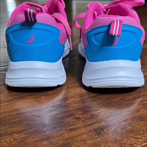 Nautica Kids Bright Pink with Blue Trim Athletic Sneakers Size 4 - Picture 9 of 11
